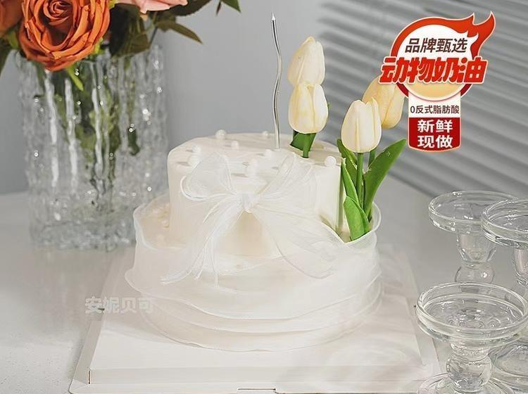 双层女士生日蛋糕