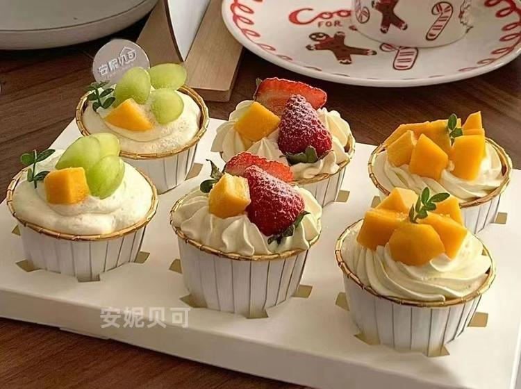 6粒纸杯水果蛋糕